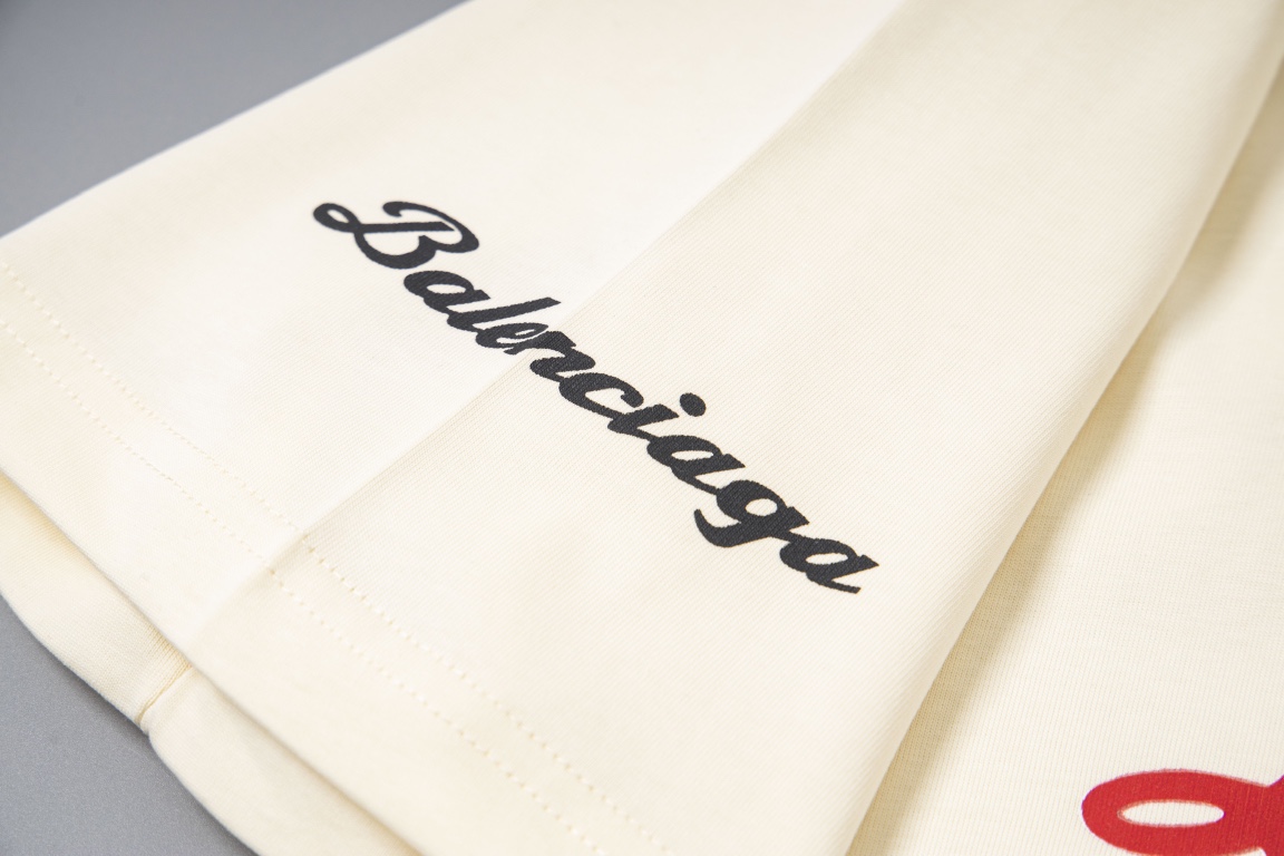 BALENCIAGA  T-shirt服装 8