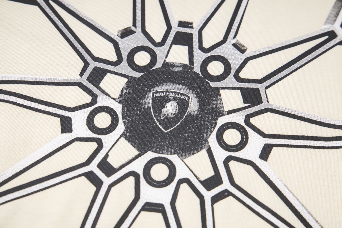 BALENCIAGA  T-shirt服装 9