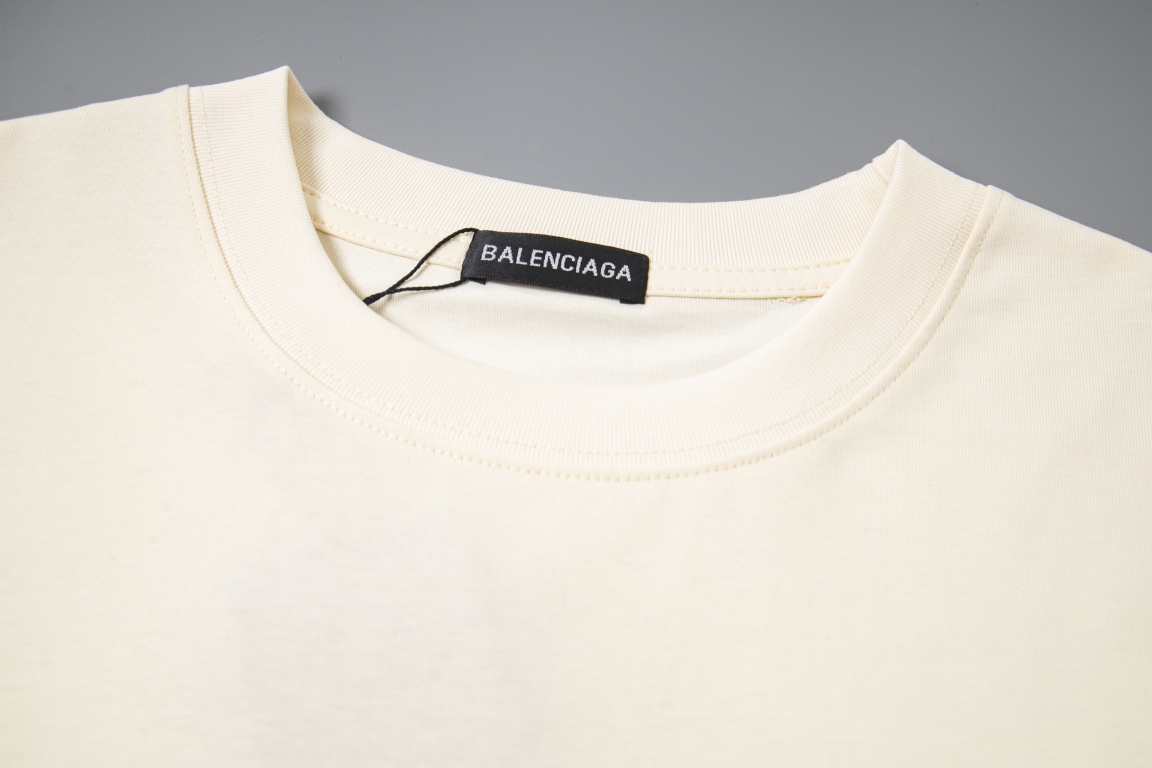 BALENCIAGA  T-shirt服装 5