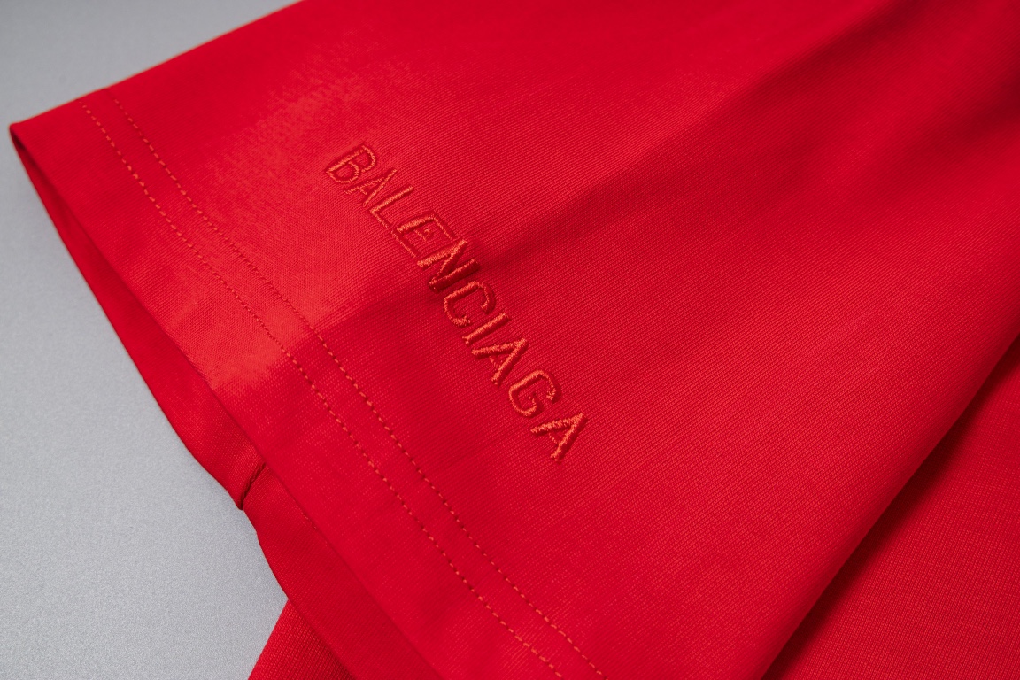 BALENCIAGA  T-shirt服装 8