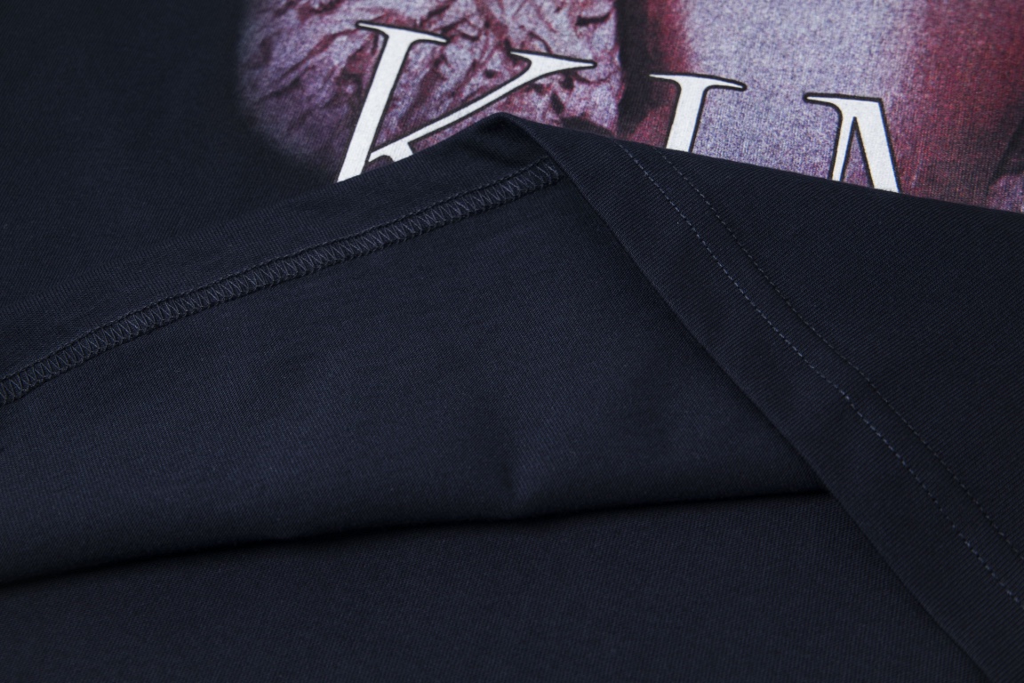 BALENCIAGA  T-shirt服装 9