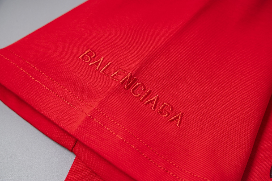 BALENCIAGA  T-shirt服装 8
