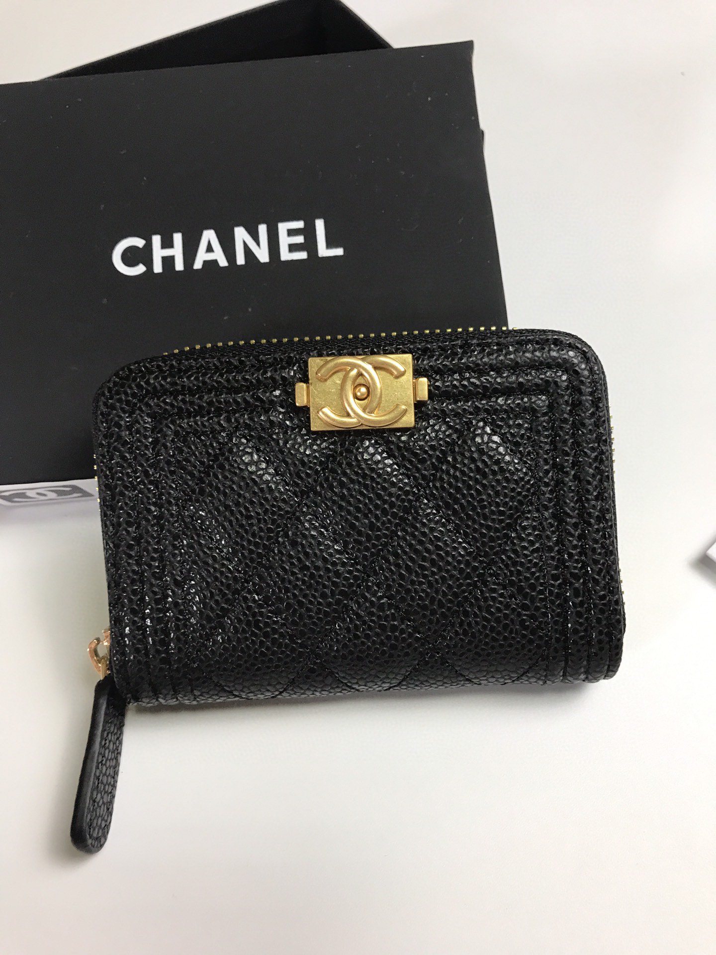 Chanel香奈儿魚子酱牛皮カードケース 高品質な専売品