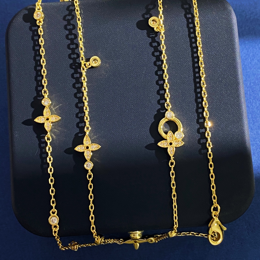 Louis Vuitton LV路易威登韩版 老花元素多配件镶钻菱形花纹圆钻长款项链毛衣链 黄铜材质 金银2个色 重约9
