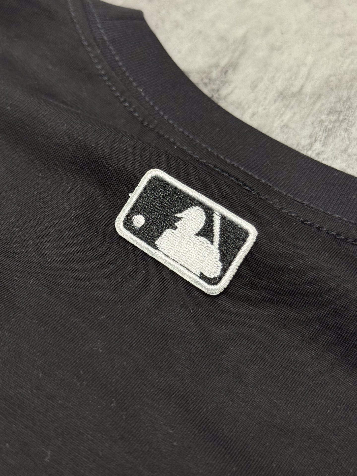 MLB Camiseta de Manga Corta con Bordado de Corazón para Parejas - Casual y Cómoda 7 i1746616581 8519 5