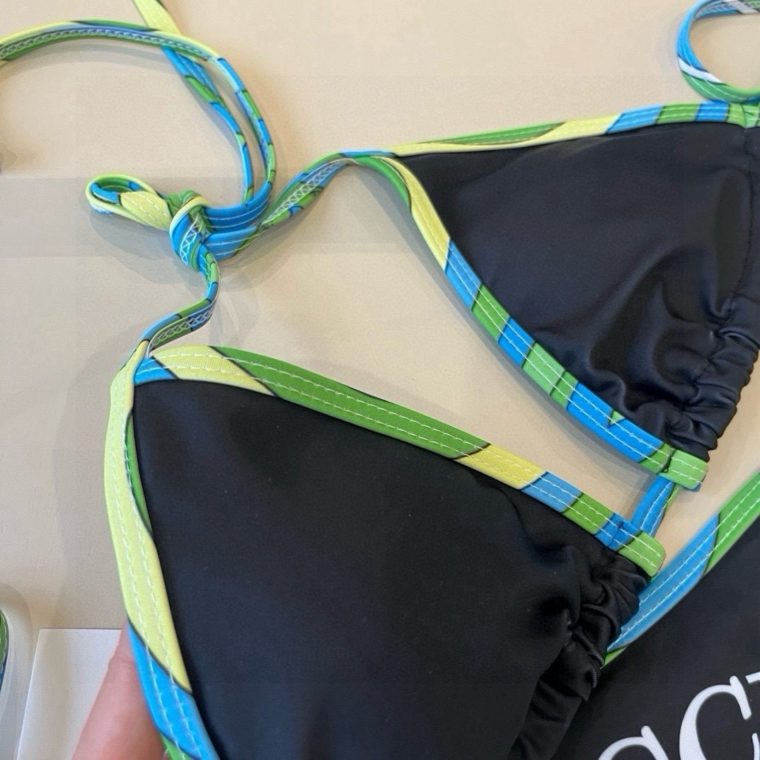 。
Puccl
专柜新款分体比基尼 😍🥰适合多种场景的游泳衣🏊‍♀️海边 游泳池 温泉 水上乐园 漂流都