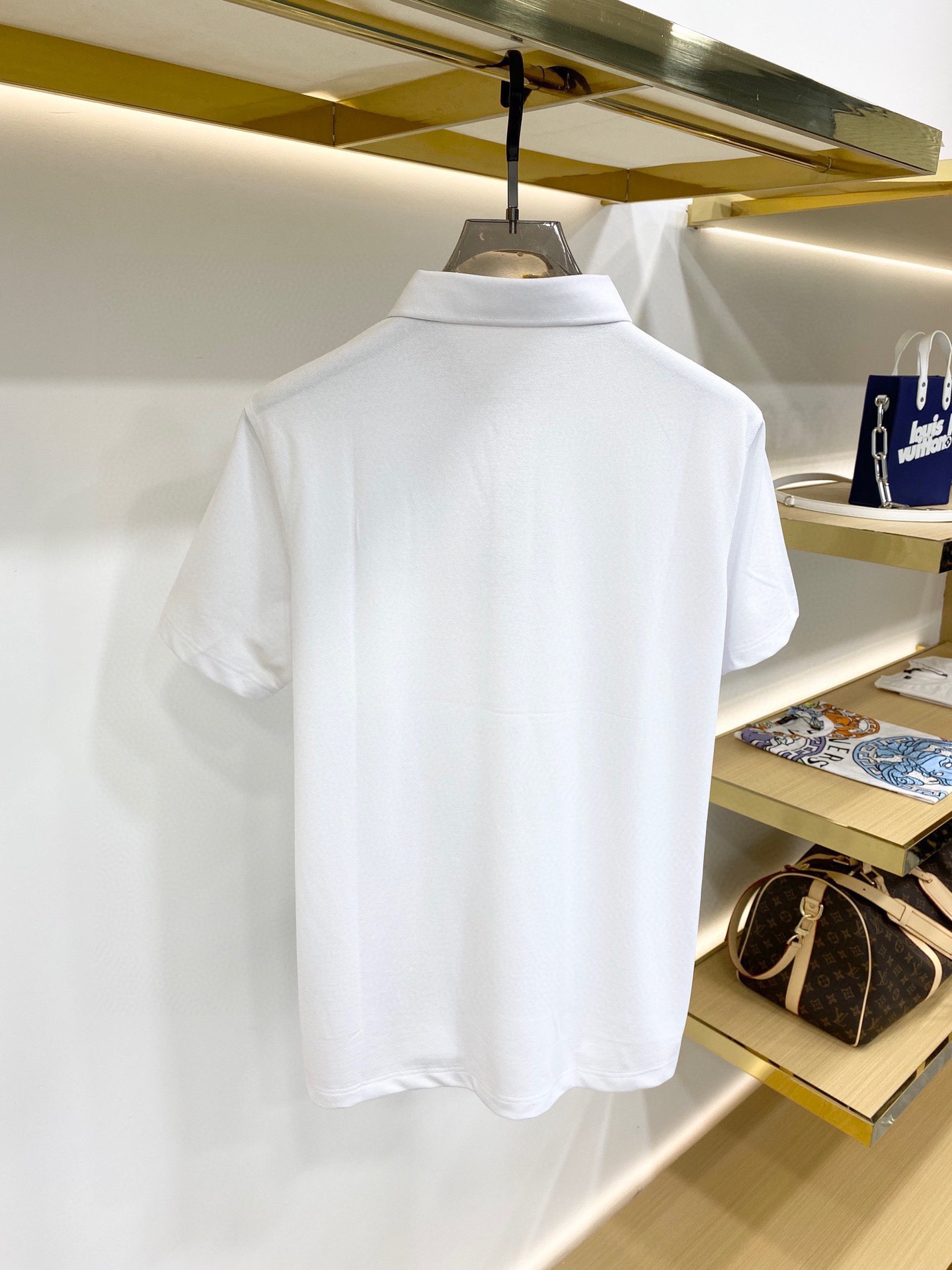 Burberry 品牌【BURBERRY 巴宝莉】2025夏季新款翻领 全球 男装 简约
