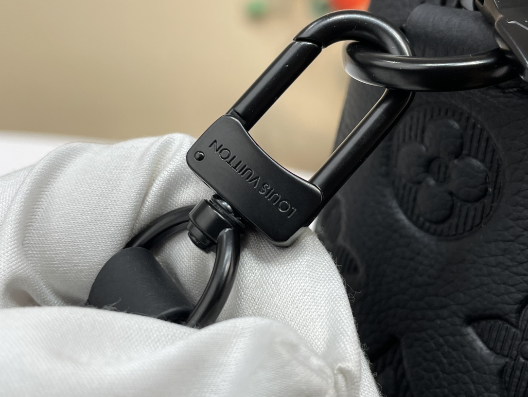 Louis Vuitton Pochette Kasai 手拿包lv,包,手拿包 7