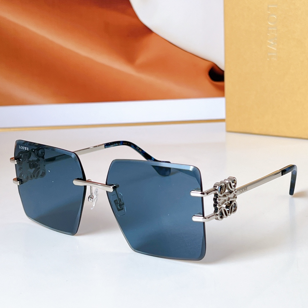  LOEWE
OVERSIZED 
MODEL： HW2057
SIZE：62口16-135
🔝🔝
