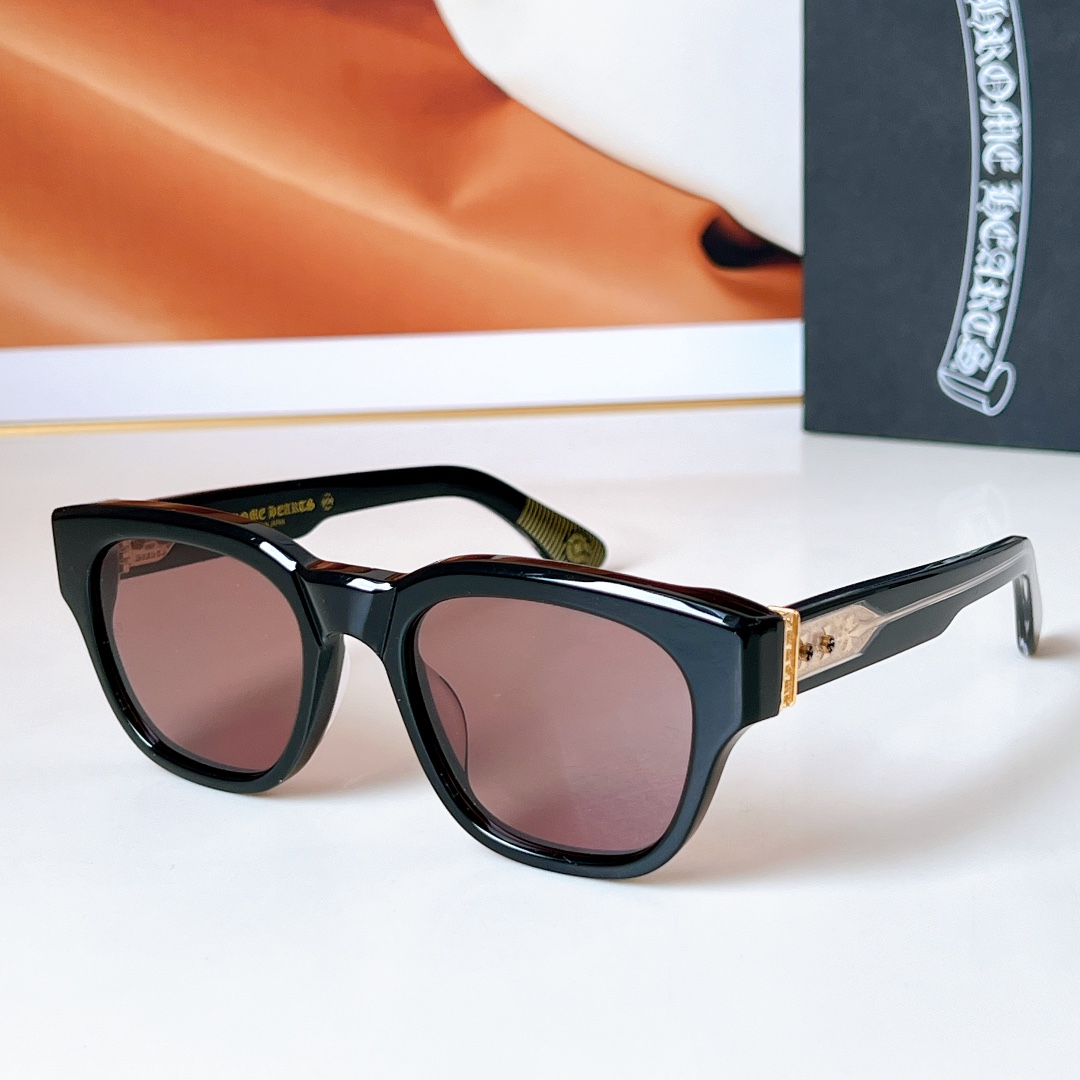  Chrome hearts
MOD MIDIXATHRILL II 
蔡司镀蓝膜镜片 将高级注入每个细