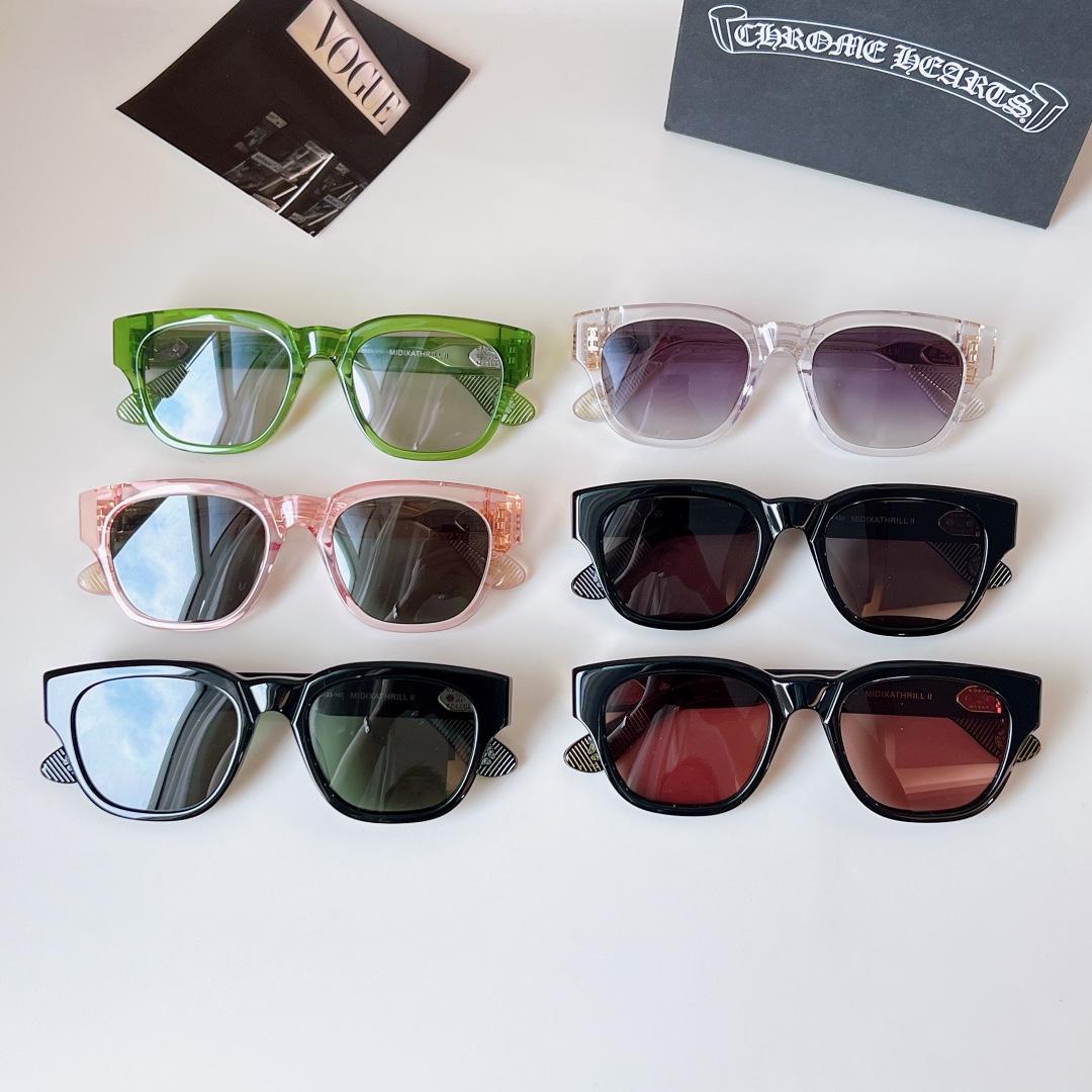  Chrome hearts
MOD MIDIXATHRILL II 
蔡司镀蓝膜镜片 将高级注入每个细