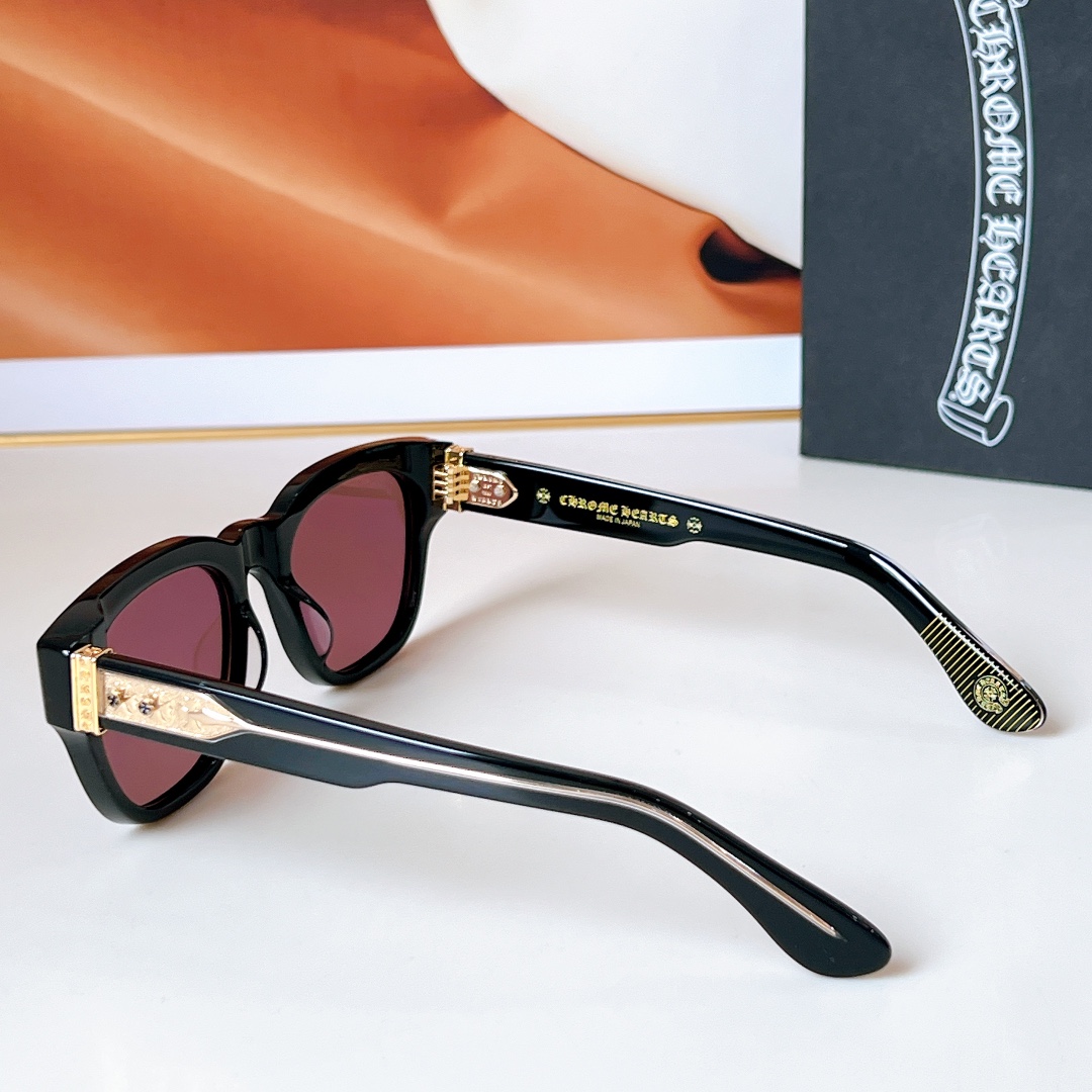  Chrome hearts
MOD MIDIXATHRILL II 
蔡司镀蓝膜镜片 将高级注入每个细