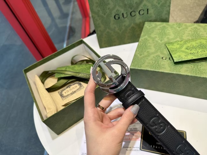 Gucci Men's Black Leather Belt with Silver Buckle, 3.5cm Width 1 Gucci Men's Black Leather Belt with Silver Buckle, 3.5cm Width