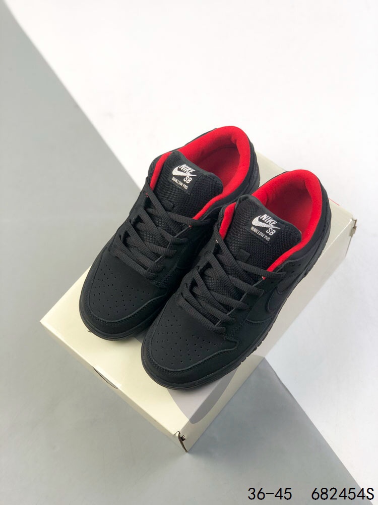 Nike SB Dunk Low Retro Skateboarding Shoes - Black/Red - Excellent Cushioning 3 i1746672135 8657 1