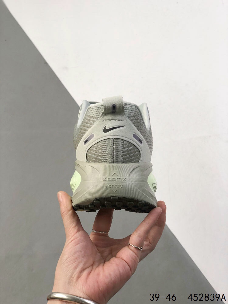 Nike Air Zoom Vomero 18 Running Shoes - Enhanced Cushioning and Comfort 10 i1746672969 1447 8