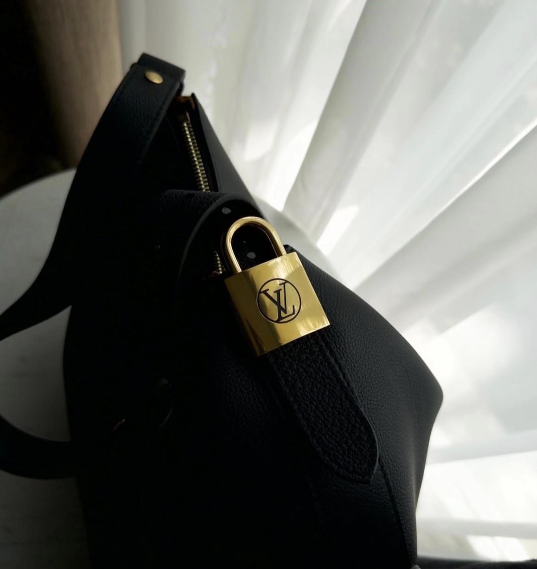 LOW KEY  手袋lv,包 4