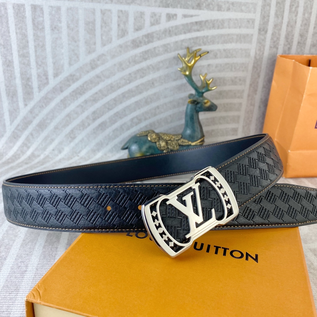 LV💕 特种皮腰带系列 ，原厂五金精品不锈钢扣，手感柔软舒适 宽3.8CM。