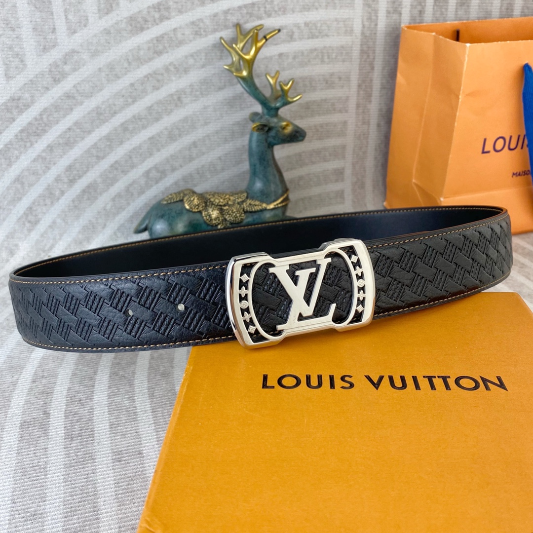 LV💕 特种皮腰带系列 ，原厂五金精品不锈钢扣，手感柔软舒适 宽3.8CM。