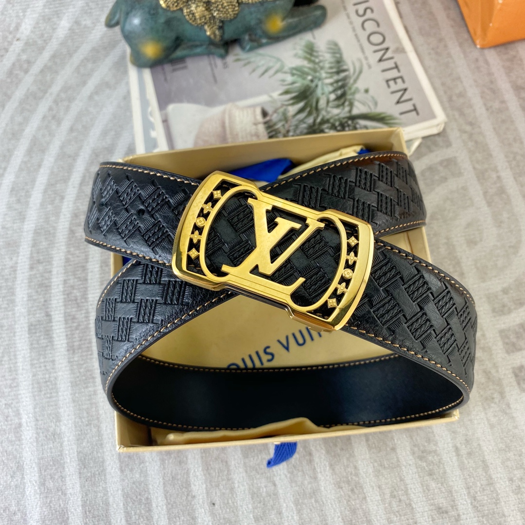 LV💕 特种皮腰带系列 ，原厂五金精品不锈钢扣，手感柔软舒适 宽3.8CM。