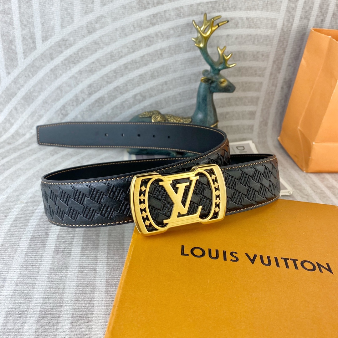 LV💕 特种皮腰带系列 ，原厂五金精品不锈钢扣，手感柔软舒适 宽3.8CM。