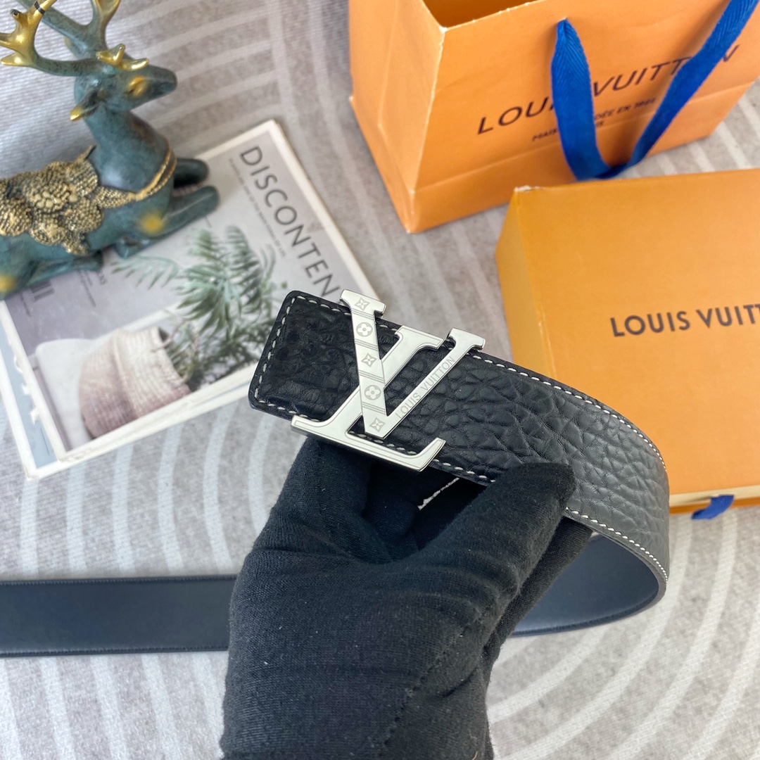 LV💕 特种皮腰带系列 ，原厂五金精品不锈钢扣，手感柔软舒适 宽3.8CM。