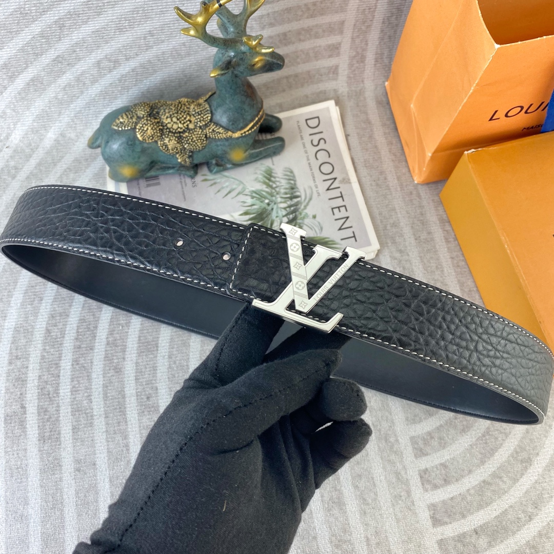 LV💕 特种皮腰带系列 ，原厂五金精品不锈钢扣，手感柔软舒适 宽3.8CM。