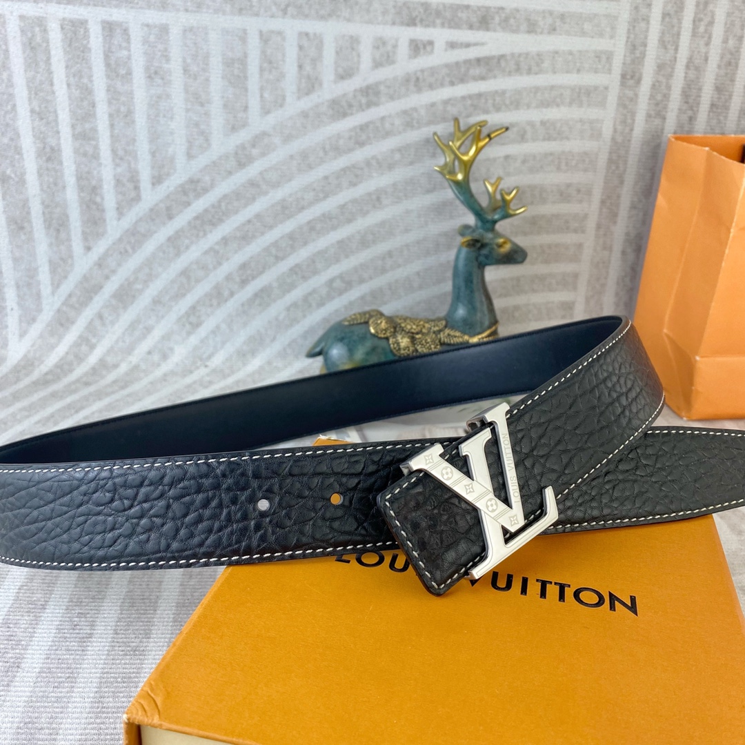 LV💕 特种皮腰带系列 ，原厂五金精品不锈钢扣，手感柔软舒适 宽3.8CM。