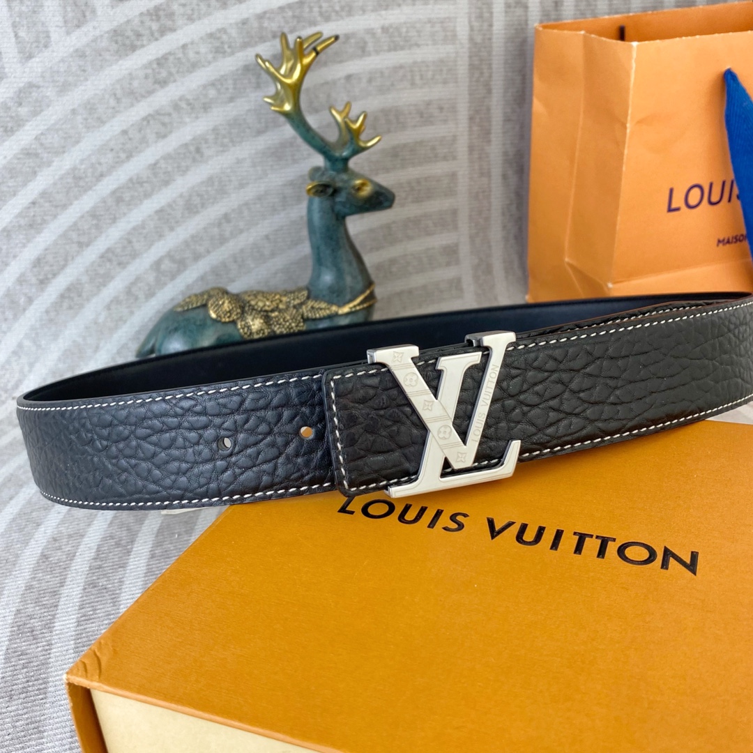 LV💕 特种皮腰带系列 ，原厂五金精品不锈钢扣，手感柔软舒适 宽3.8CM。
