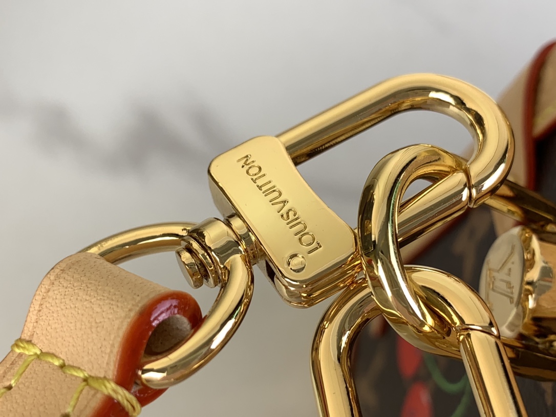 Louis Vuitton Side Trunk Handbaglv,包 7