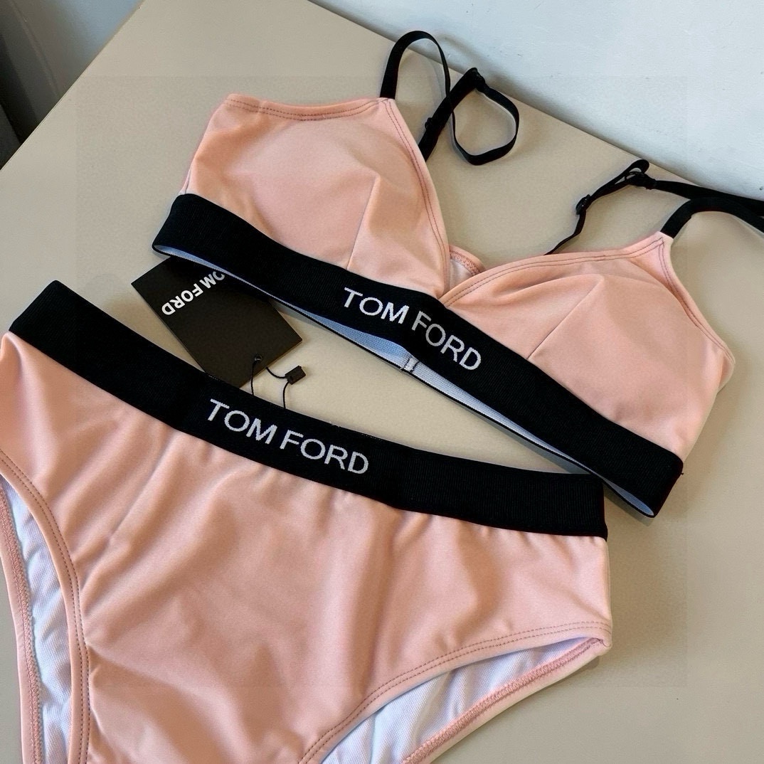P
TOMFORD新款比基尼中古套装  吊带背心 三角打底裤分体泳衣 S M L X L