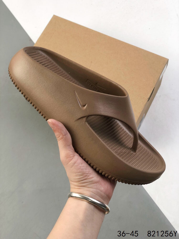 Nike Calm Slides: Comfortable and Stylish Beach & Everyday Wear Sandals 4 i1746716968 5594 2