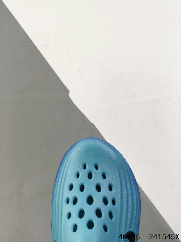 Nike ReactX Rejuven8 Beach Clogs: Soft, Resilient, and Breathable Sandals 9 i1746717390 4655 7