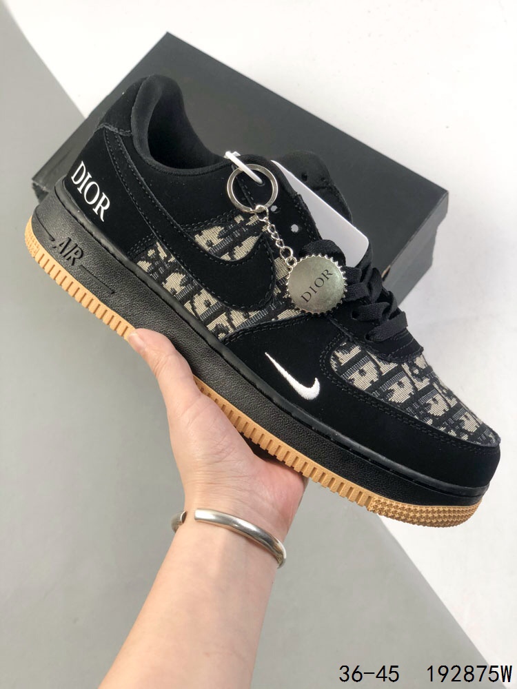 Nike Air Force 1 Low x Chrome Hearts Custom Sneakers - Limited Edition 3 i1746764525 3230 1