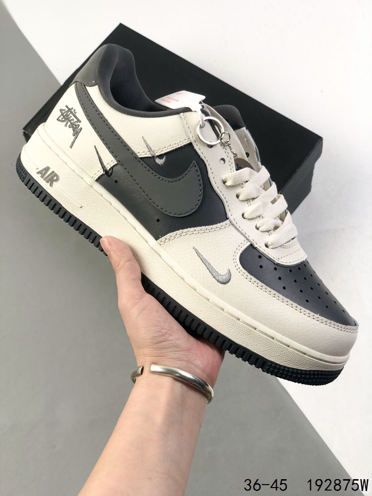 Nike Air Force 1 Low x Chrome Hearts Custom Sneakers - Limited Edition 4 i1746764525 5998 2