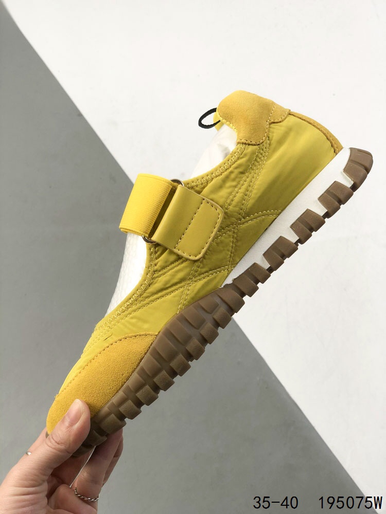 Miu Miu Women's Yellow Sporty Sneakers, Size 36-40, New 2025 Collection 4 i1746764653 6977 2
