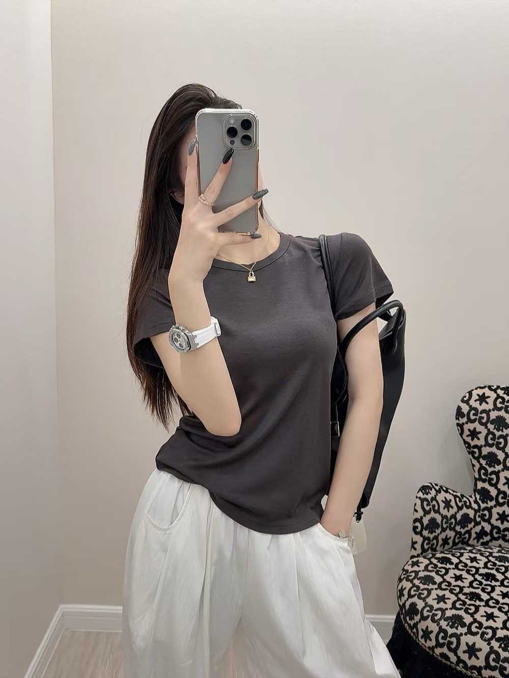 NO:335124,Round neck tin gray Too high-end!  !  !  Be sure to get one!  !  !  ,alexander wang19860909圆领锡灰色 太高级了！！！ 一定要入一件！！！,,alexander wang,Women's clothing