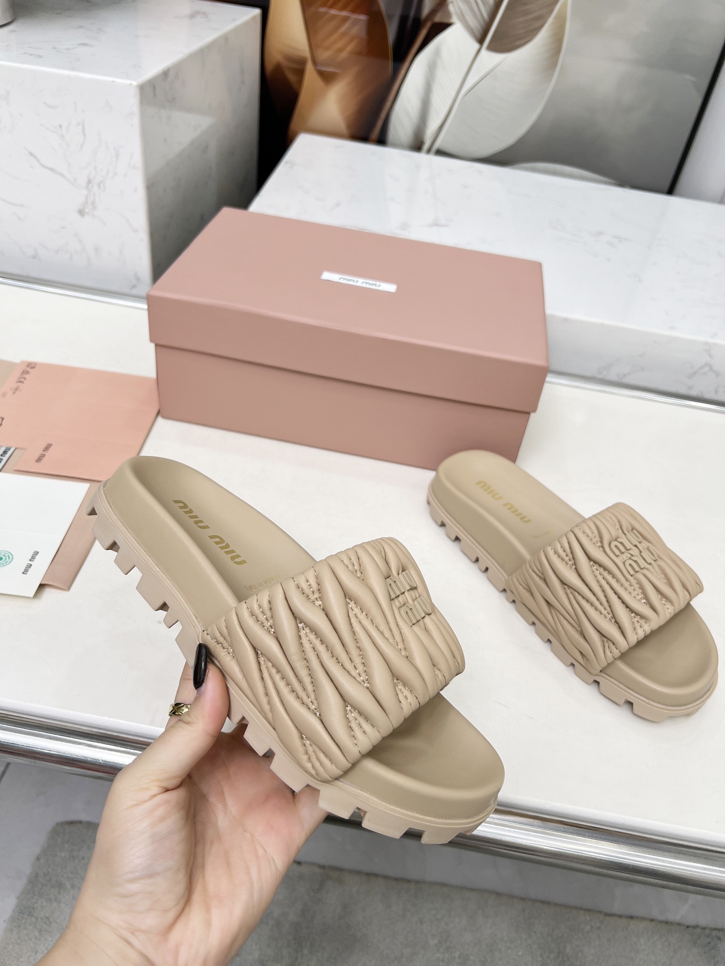 [Miu Miu Women
