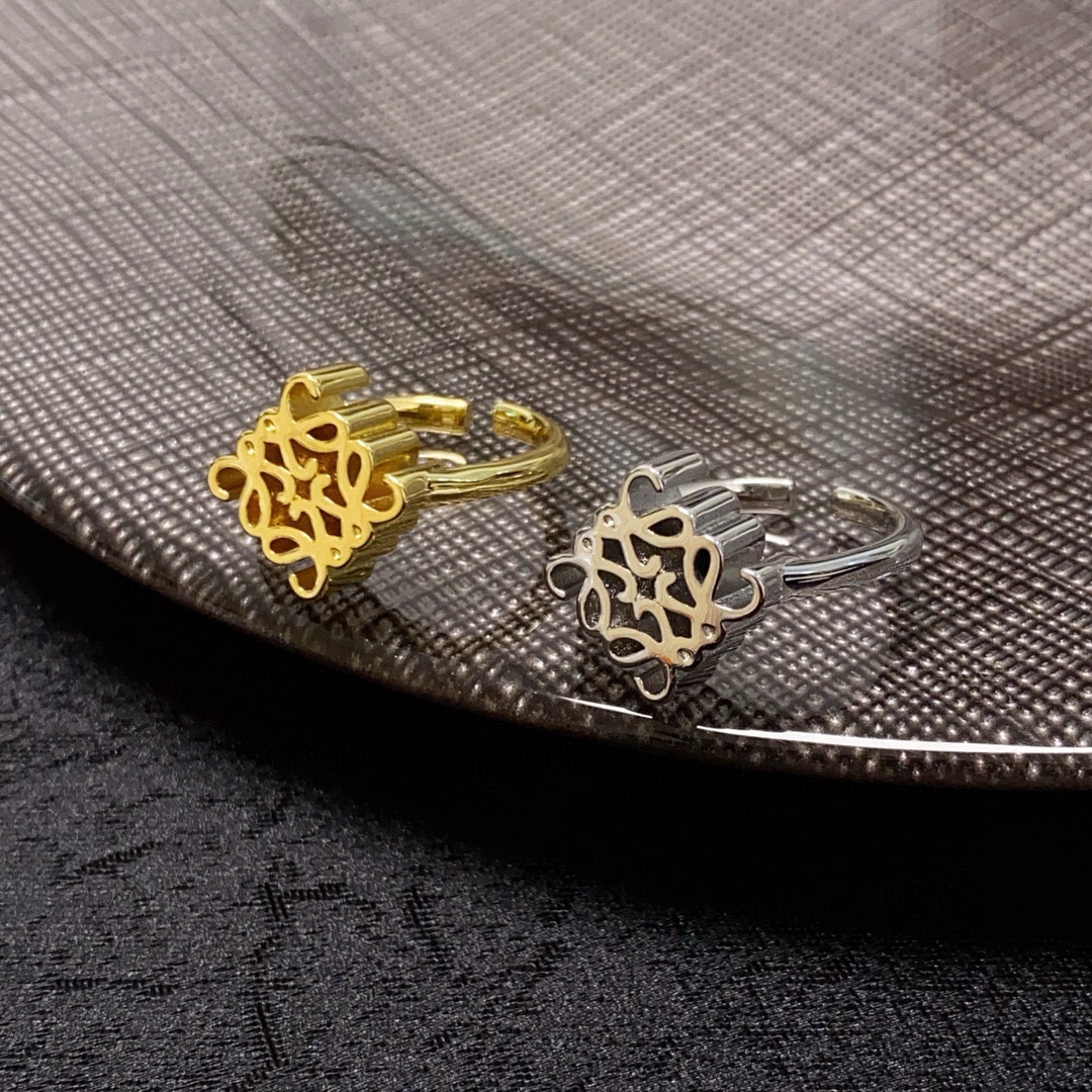 Loewe Open Ring: Simplistic and Super-Mix Design. - 图片 7