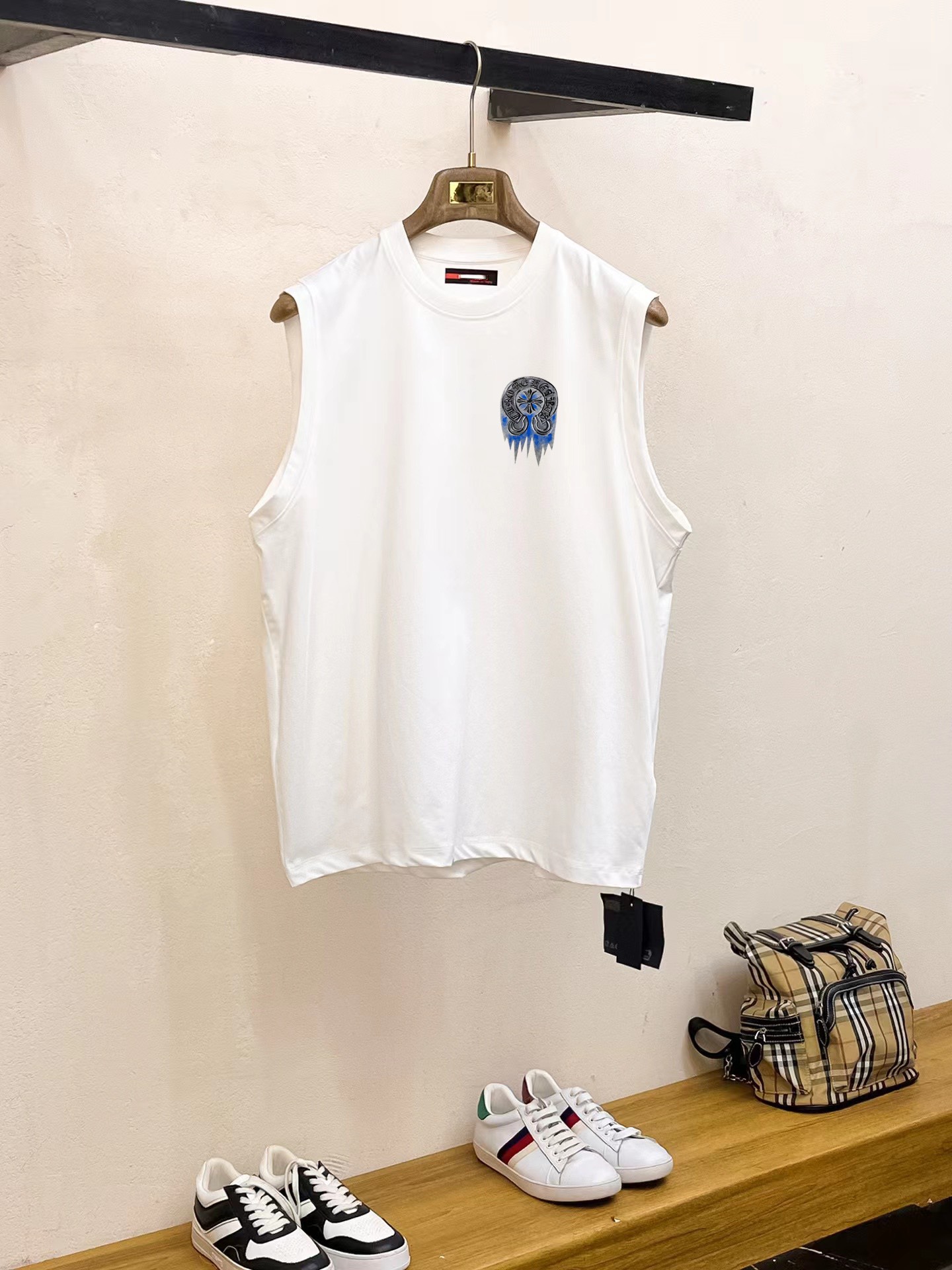 Chrome Hearts 品牌【ChampionHearts 克罗心】2025夏季新品背心T袖 简约款式 任何人都可以轻松驾驶 进口定制丝光棉面料 手软舒适有型 吸汗透气