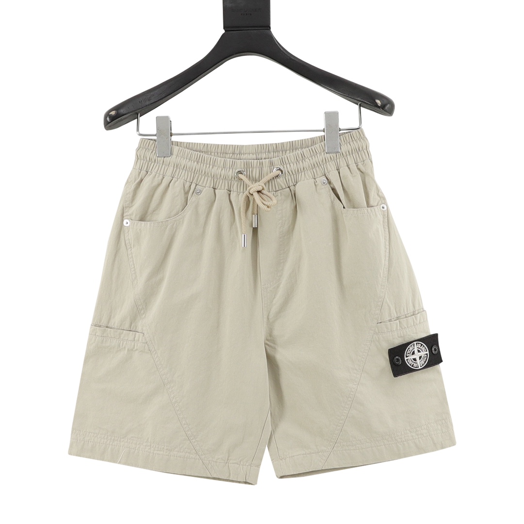 CD x Stone Island/短裤 con logotipo de la colaboración Stone Island. La tela está hecha de tela tejida personalizada, con…