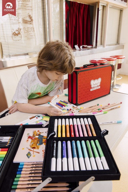 Mobee Dreamland Art Set - Double Layer Creative Art Supplies for Kids and Adults 1 Mobee Dreamland Art Set - Double Layer Creative Art Supplies for Kids and Adults