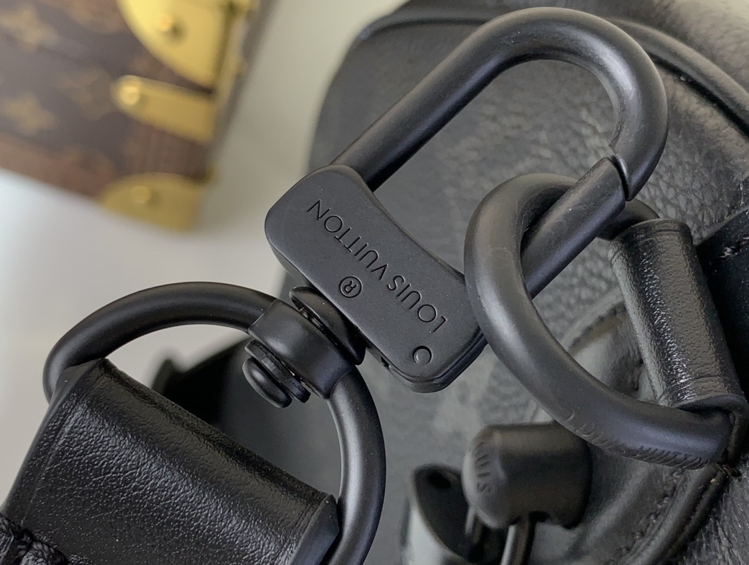 【SPEEDY BANDOULIÈRE40手袋】M13905黑色本款Speedy Bandoulière