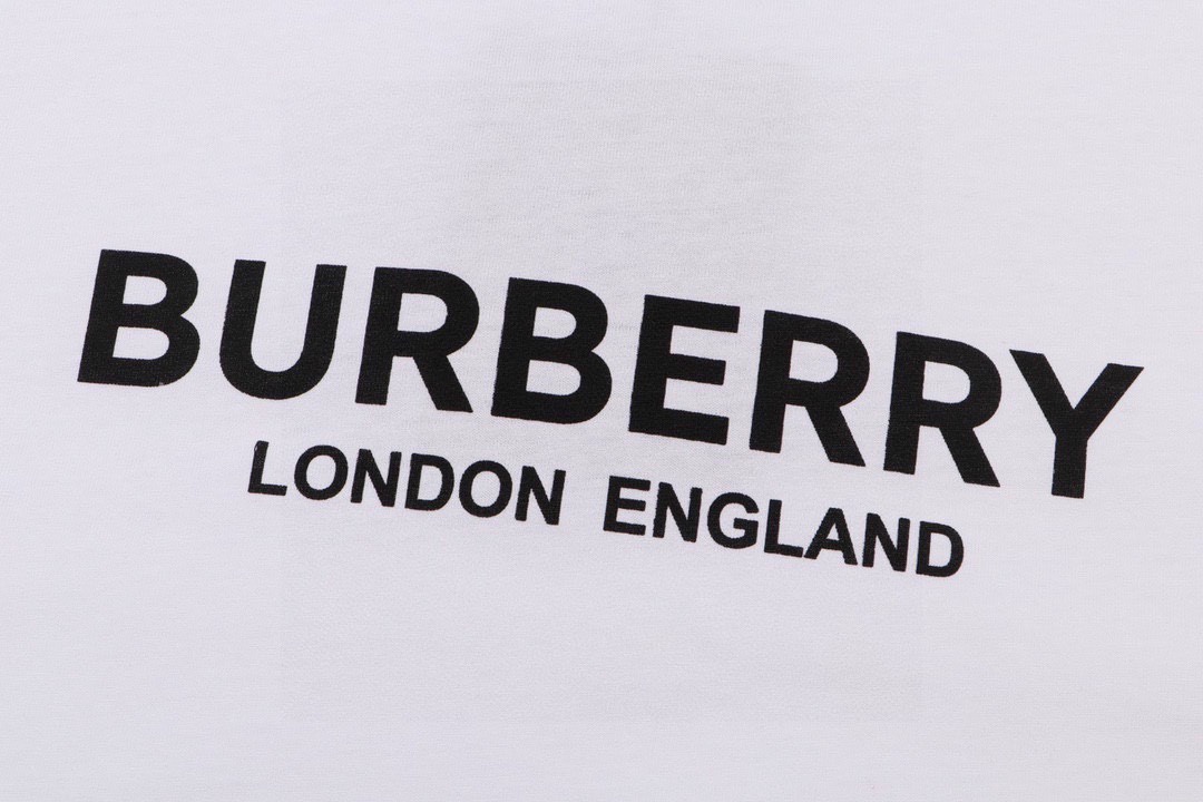 巴宝莉/Burberry 夏季新款伦敦限定字母logo圆领短袖T恤