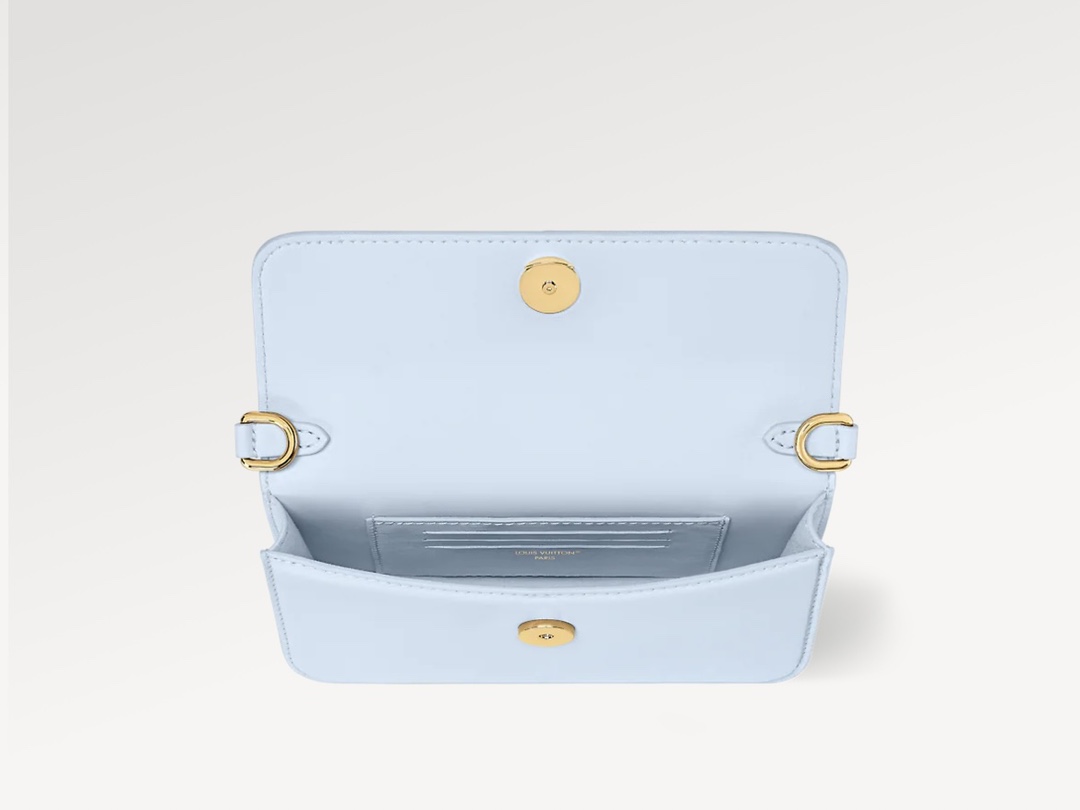 Louis Vuitton LV Bloom Walletlv,包 3