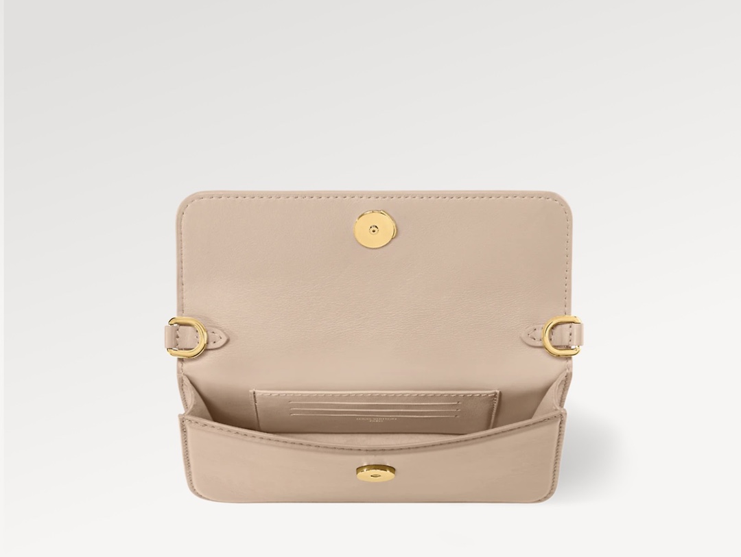 Louis Vuitton LV Bloom Walletlv,包 3