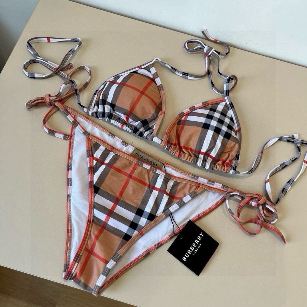 NO:305409,Burberry's classic British swimsuit, the real thing is so beautiful!  If you can't take pictures of it, whoever wears it will be beautiful!  Very worth buying SML XL swimsuits, swimsuits, swimsuits, bikinis, burberry, burberry, swimsuits, bikinis19860909Burberry巴宝莉经典英伦格泳衣,实物实在太美了！拍不出来它的美谁穿谁美！很值得入手 SML XL泳衣泳裤比基尼,泳衣，泳裤，比基尼,burberry,burberry,swimsuits,bikinis,accessory