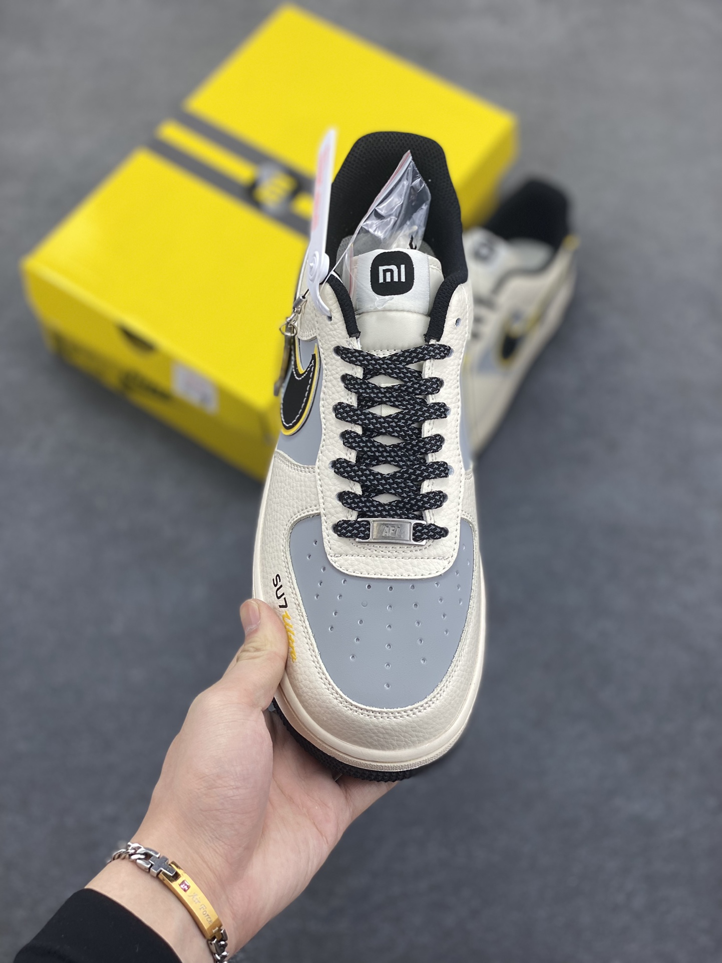 Nike Air Force 1 '07 Low "Xiaomi SU7 Ultra" Sneakers - Limited Edition 3 i1746889640 7509 1