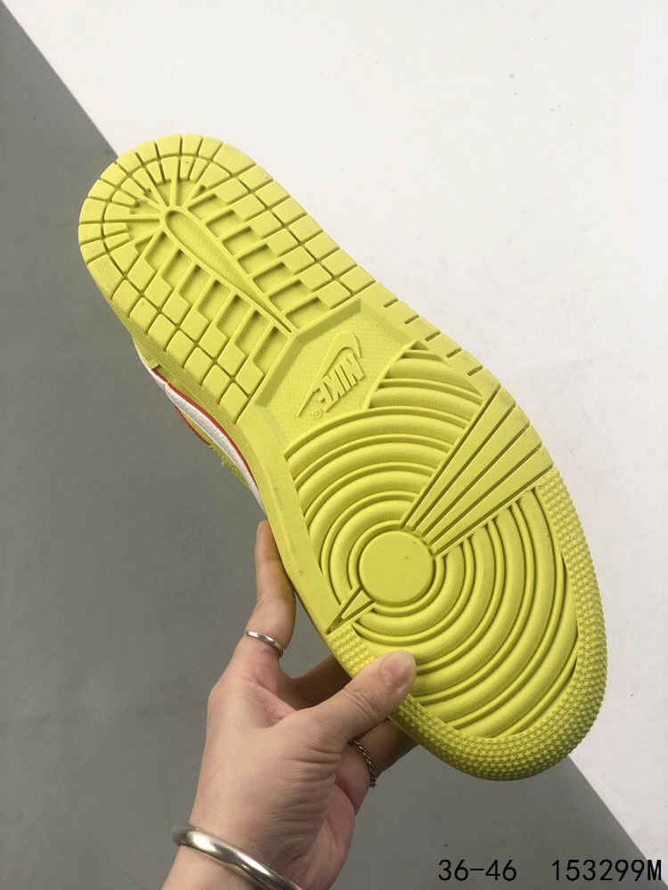 Air Jordan 1 Low Supreme Collab Yellow: Retro Style, Modern Comfort 6 i1746892879 4288 4