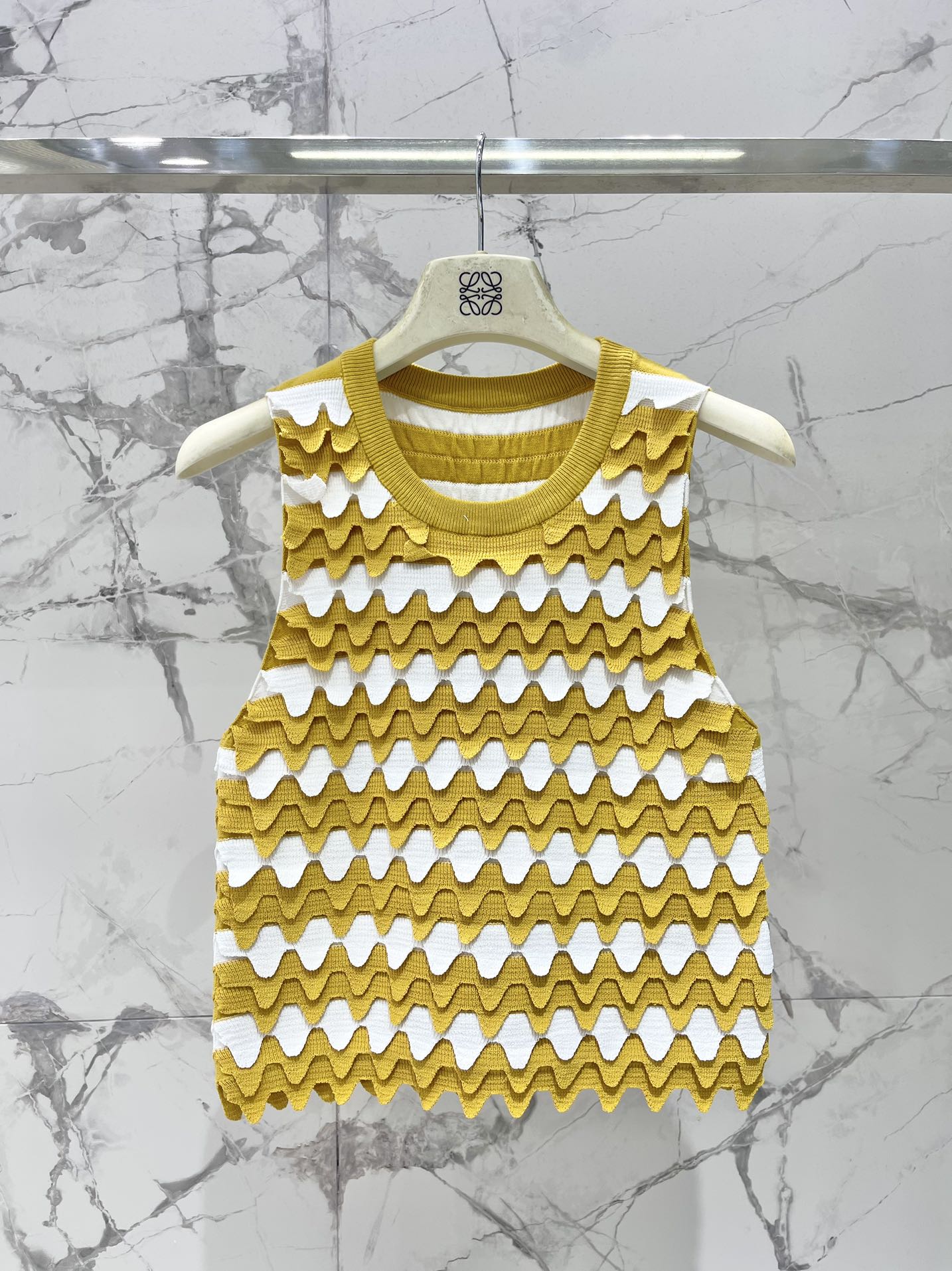 LOEWE Summer Limited Cotton Vest Fan-Shaped Knit Sleeveless Top 2 i1746954215 6907 1