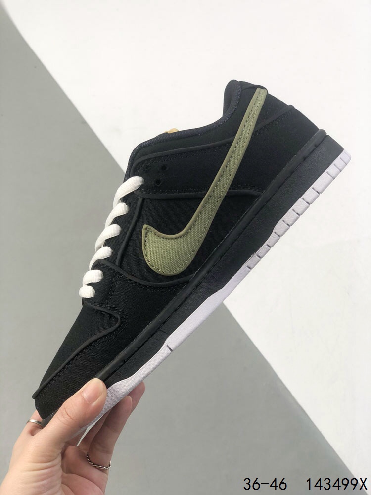 Nike SB Dunk Low Retro Skateboarding Shoes - Comfortable & Durable 4 i1746970383 9585 2